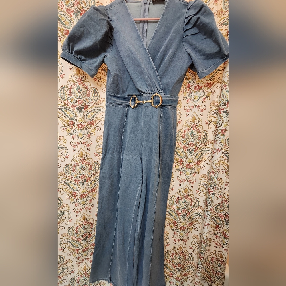 Blue Denim V-Neck Puff Sleeve Jumpsuit with Belt